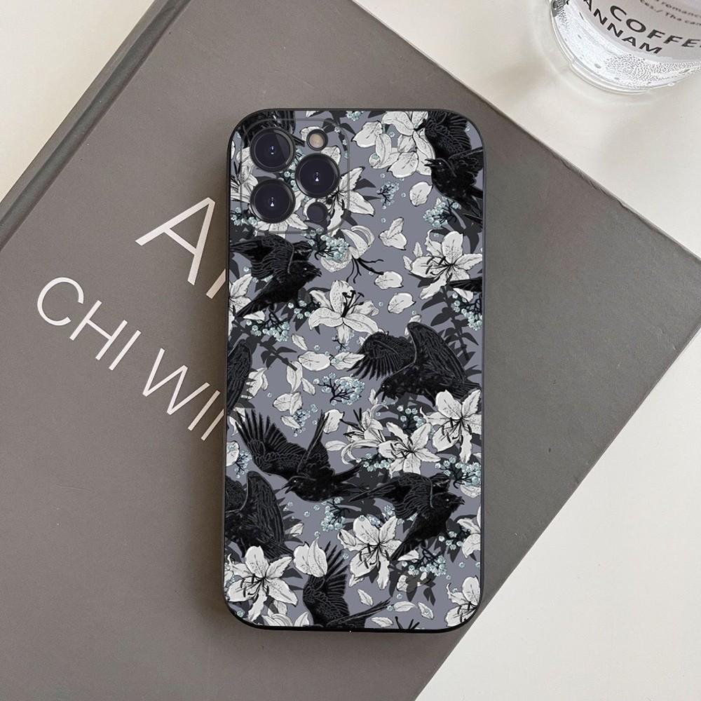 Raven Pattern Phone Case For iPhone 15 14 11 12 13 Mini Pro XS Max Cover 6 7 8 Plus X XR SE 2020 Funda Shell