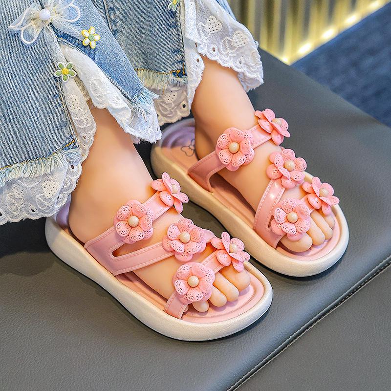 2025 Summer Girls' Non-Slip Cartoon Floral Slippers with Soft Sole and Quirky Texture