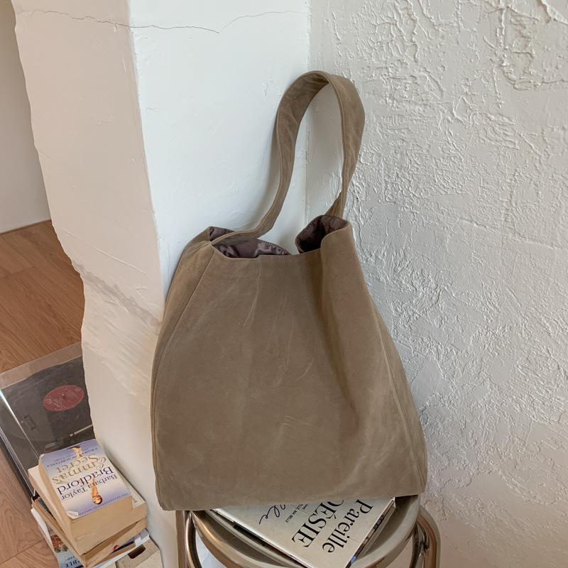 

Fashion leopard print large capacity tote bag new women s autumn retro work commuter shoulder bag верблюд