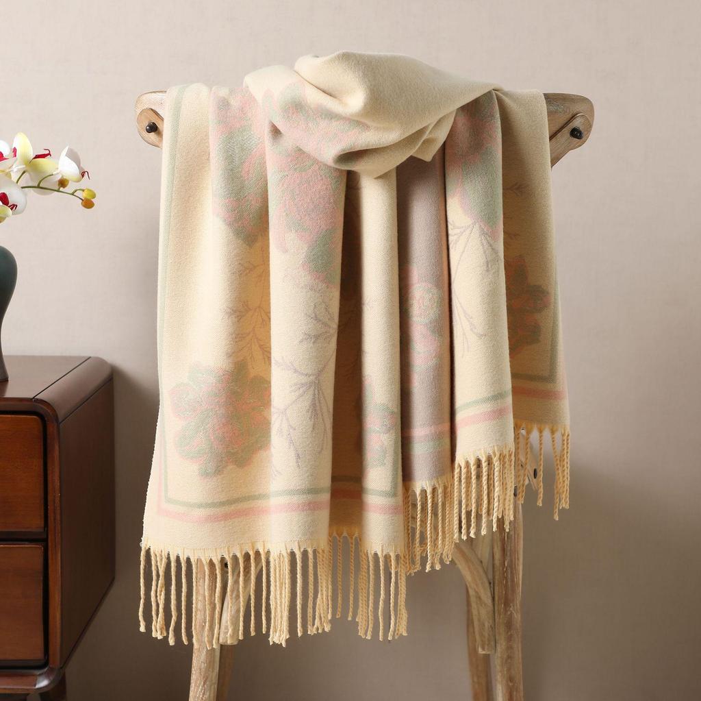 Luxury Core-Spun Yarn Scarf: Imitation Cashmere Warm Snood for European & American Fashion - Autumn/Winter Shawl