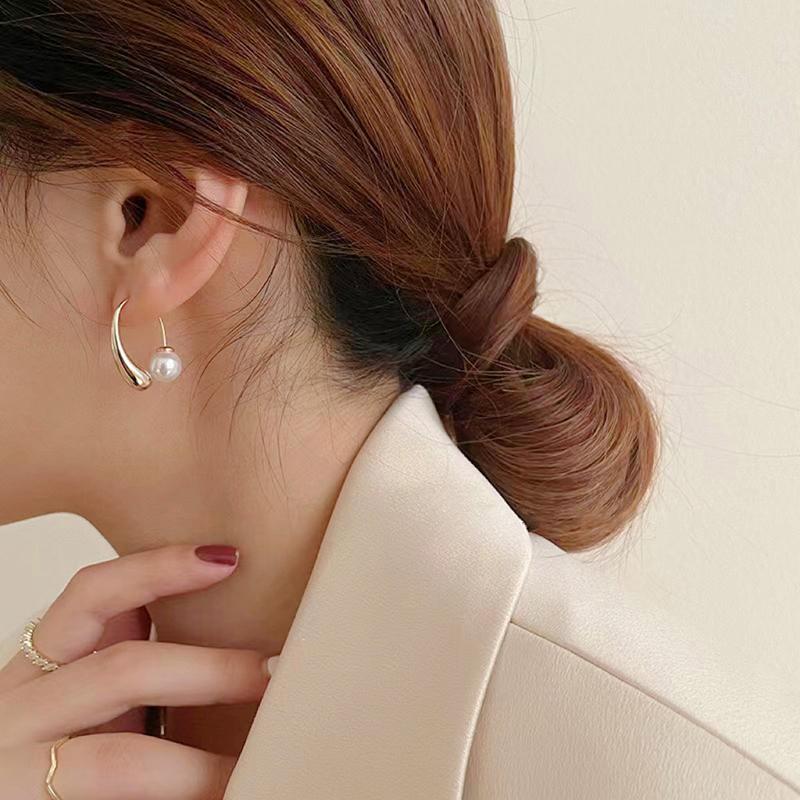 Trend Unique Design Elegant Exquisite Light Luxury Pearl Earring Women Jewelry Party Premium Gift