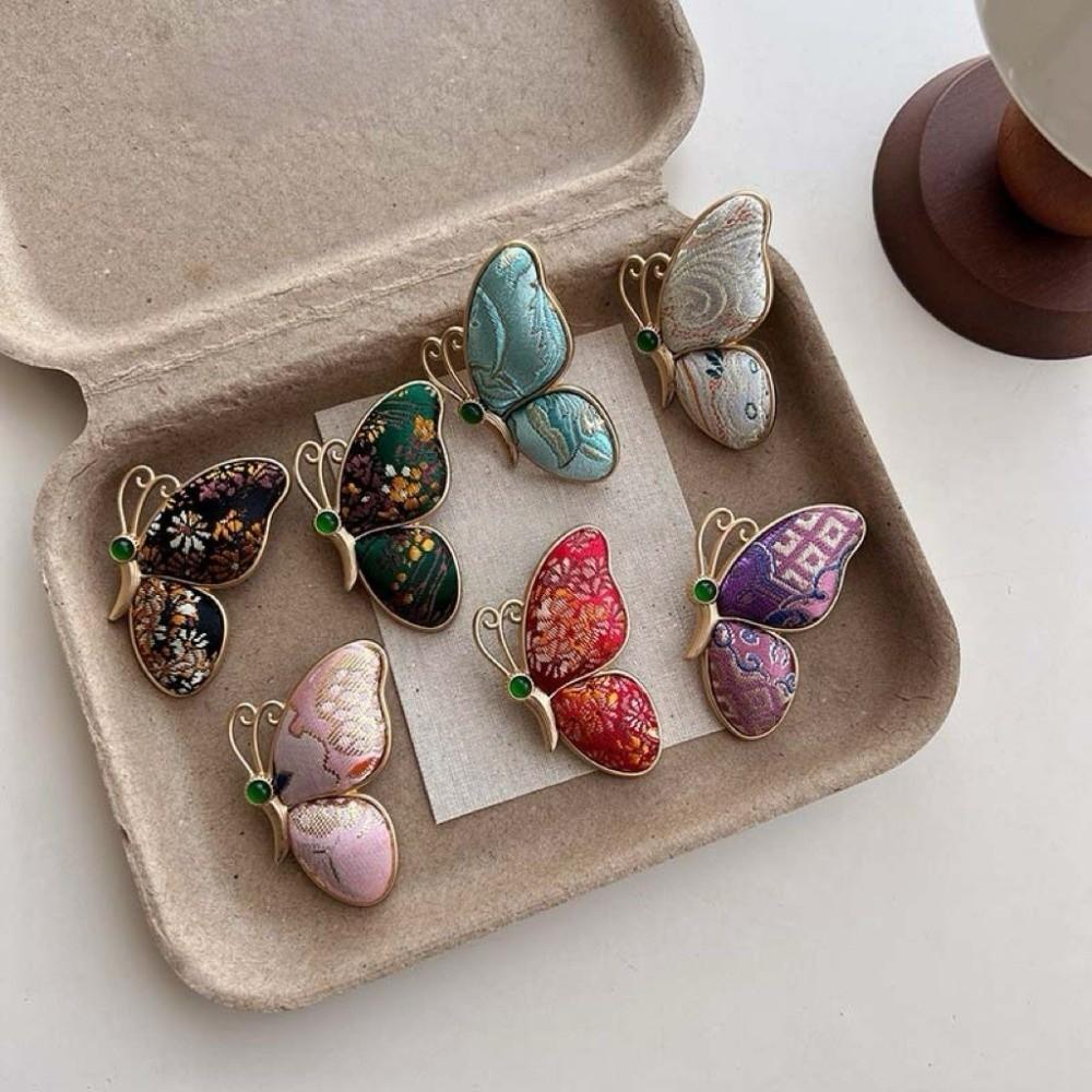 Colorful Butterfly Lapel Pin The Song Dynasty Chinese Style Badge Suit Accessories