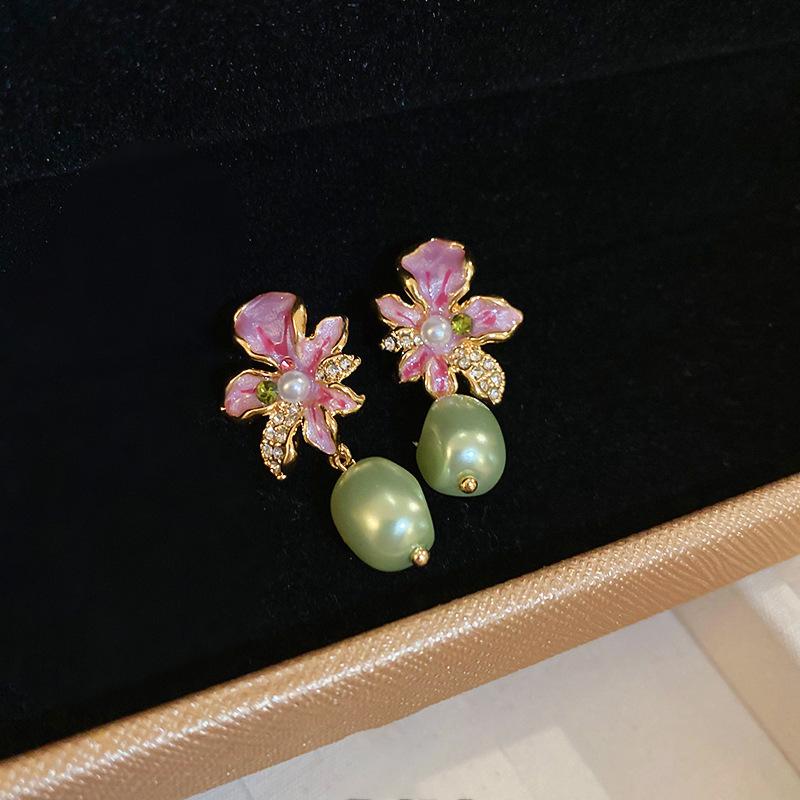 Diamond drop oil flower pearl earrings simple versatile stud earrings fashion temperament earrings