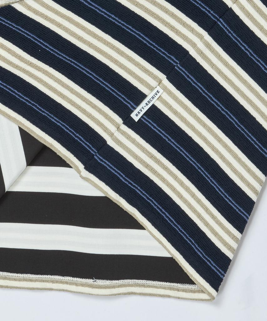 BEYOND CLOSET [Collection Line] Airy Stripe Short Sleeve Knit Navy