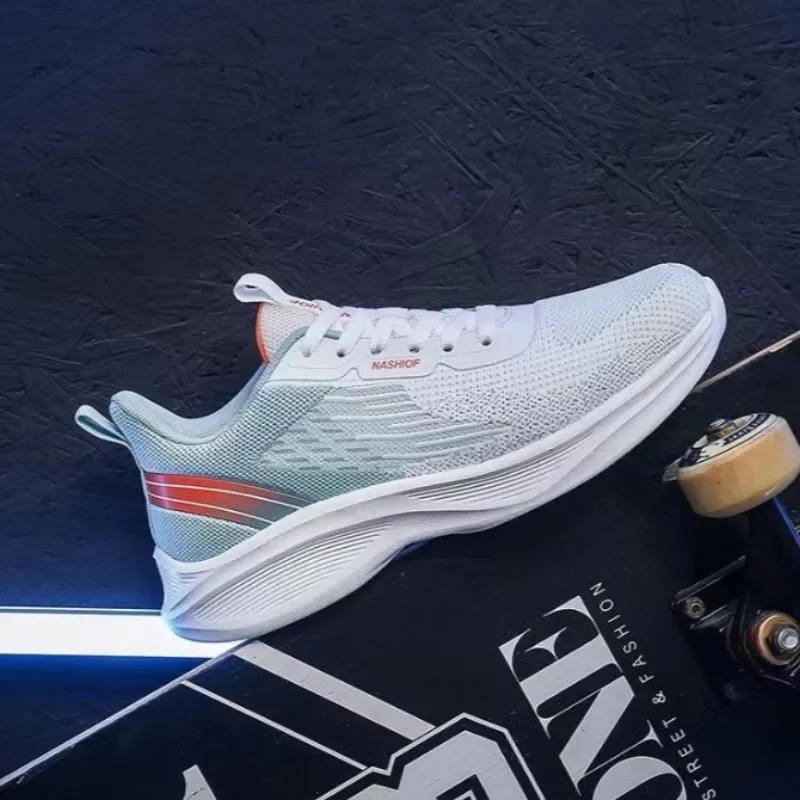 Fashion 2025 New Ultralight Sports Shoes Breathable Cushioned Soft Sole Students Lightweight Casual Sneakers for Men