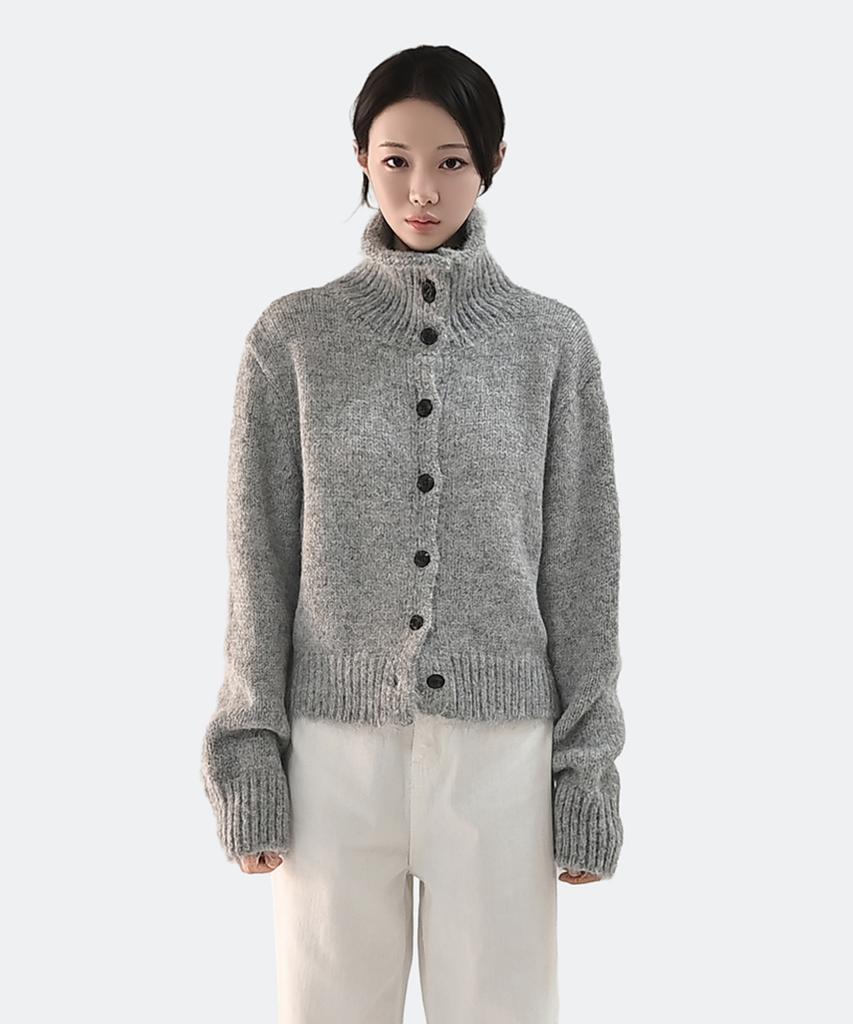 Keulleiseu Thick Turtleneck Knit With Button Details_Brown