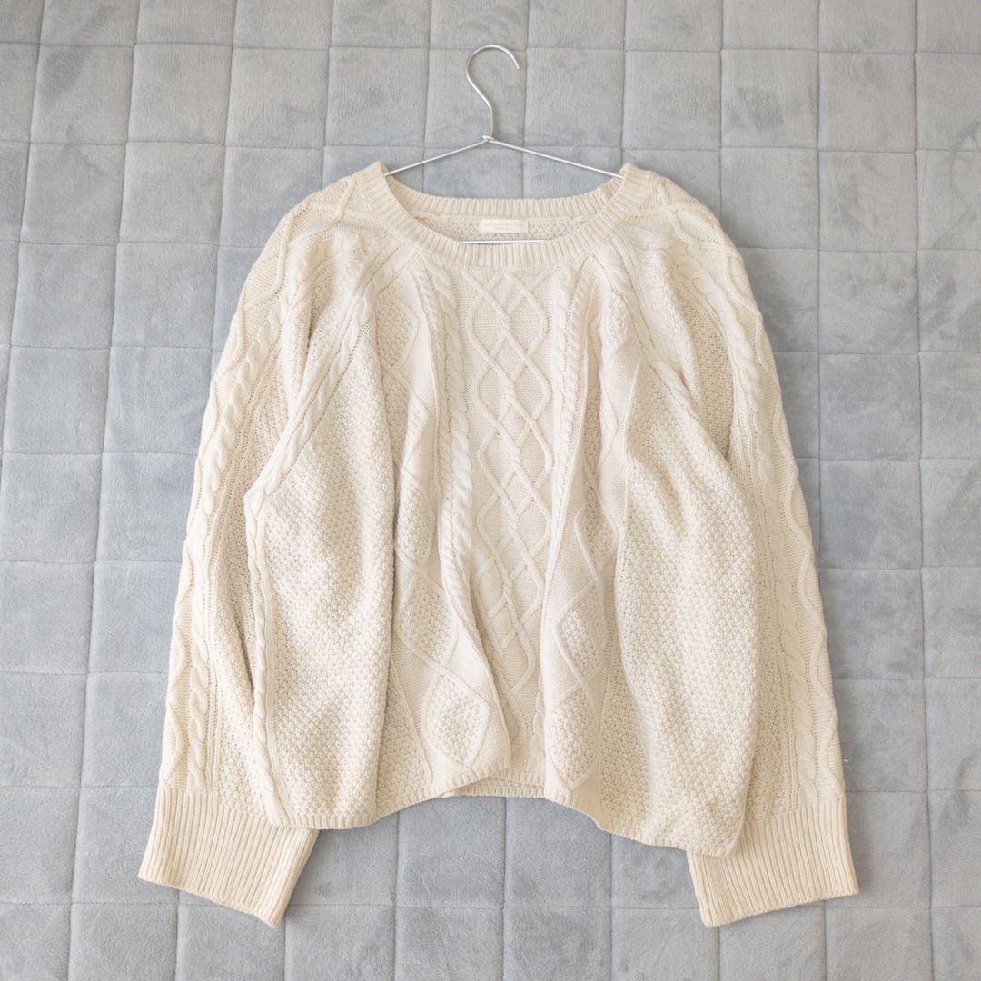 Good condition 8L Earth super oversized Aran knit white loose y2k 00s