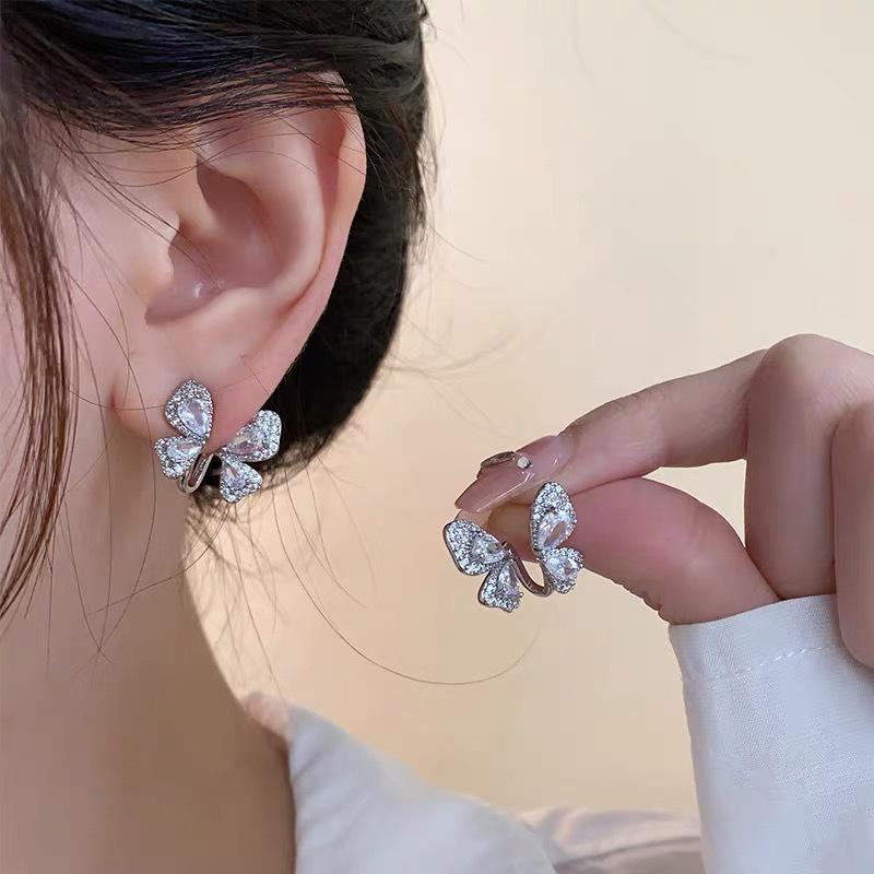Stylish and Exquisite Butterfly Wing Ear Clips Without Ear Holes, Mosquito Coil Disc, High-end Light Luxury Zircon Niche Versatile Earrings
