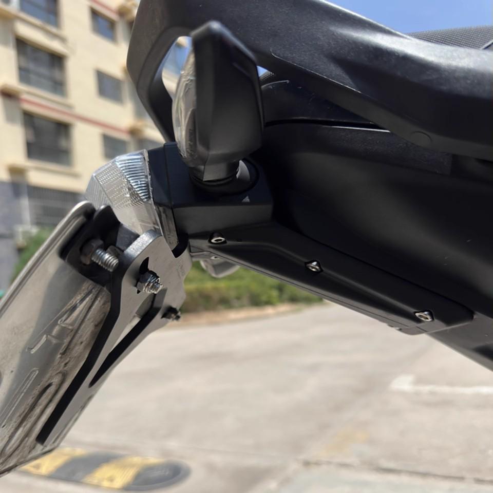 Aluminum Rear License Plate Holder for BMW F900R/F900XR, Short Tail EP Style