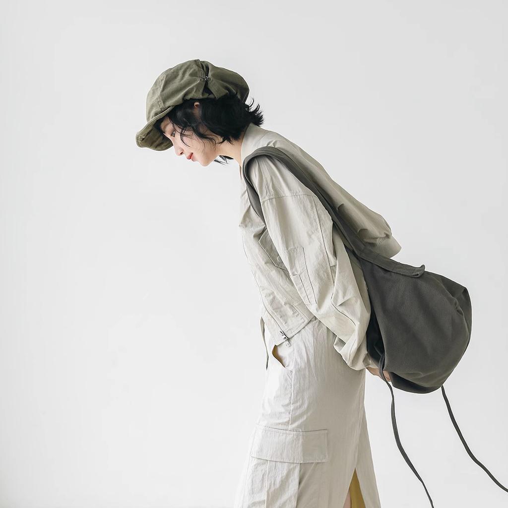 Dark Beret Cabbie Hat Oversized Painter Hat Beret Baker Boy Hat for Street Strolling Dark Fashion Hat Props