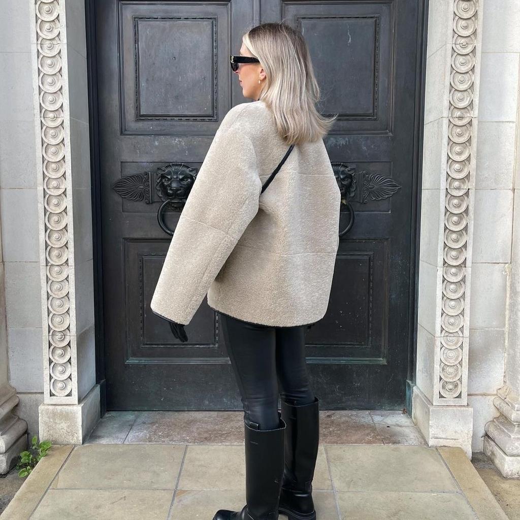 Winter Women's Plus Size Jacket Buckle Decoration Round Collar Faux Fur Coat