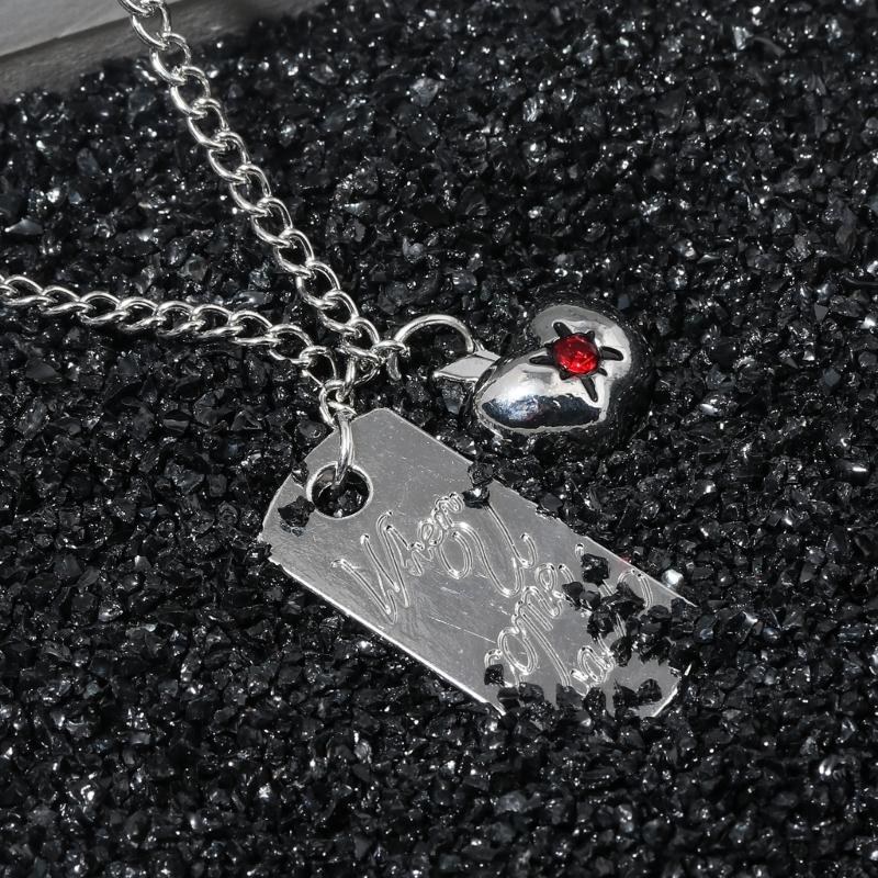 Simple Yet Elegant Silver Chain Necklace Decoration With A Delicate Fruit Shaped Charm