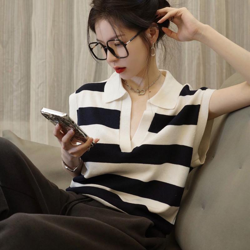 Fashion Lapel Striped Knitted Short Sleeve T-shirt Women V Neck Loose Casual Office Top Spring Summer Elegant Simple Blouse Female Clothing
