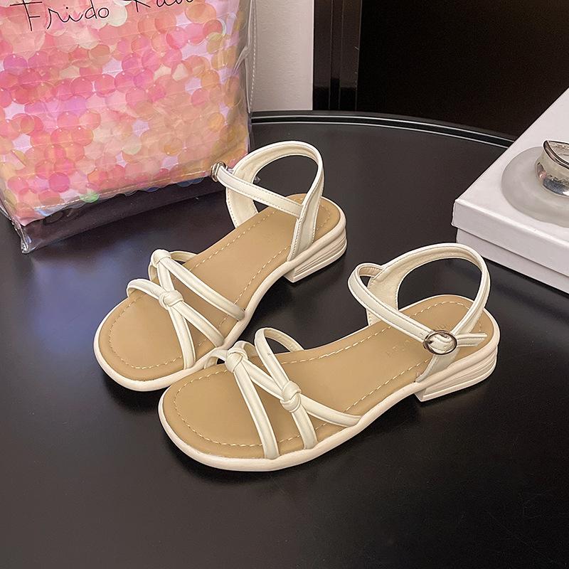 French fairy style low-heeled sandals female summer fashion temperament 2025 new casual Roman beach cool slippers