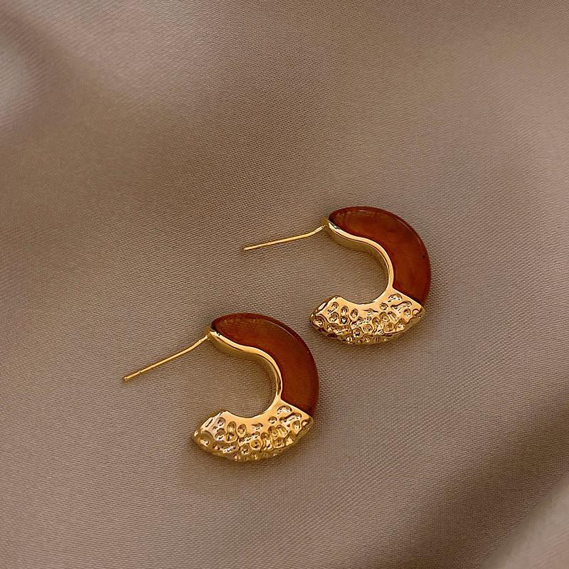 Resin minimalist C-shaped earrings women's fashion versatile stud earrings light luxury high-end ins earrings