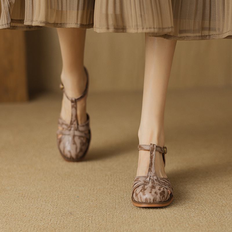 Krazing Pot Sheepskin Buckle Straps Round Toe Med Heels Autumn Summer Prints Leather Mary Janes Women Pumps