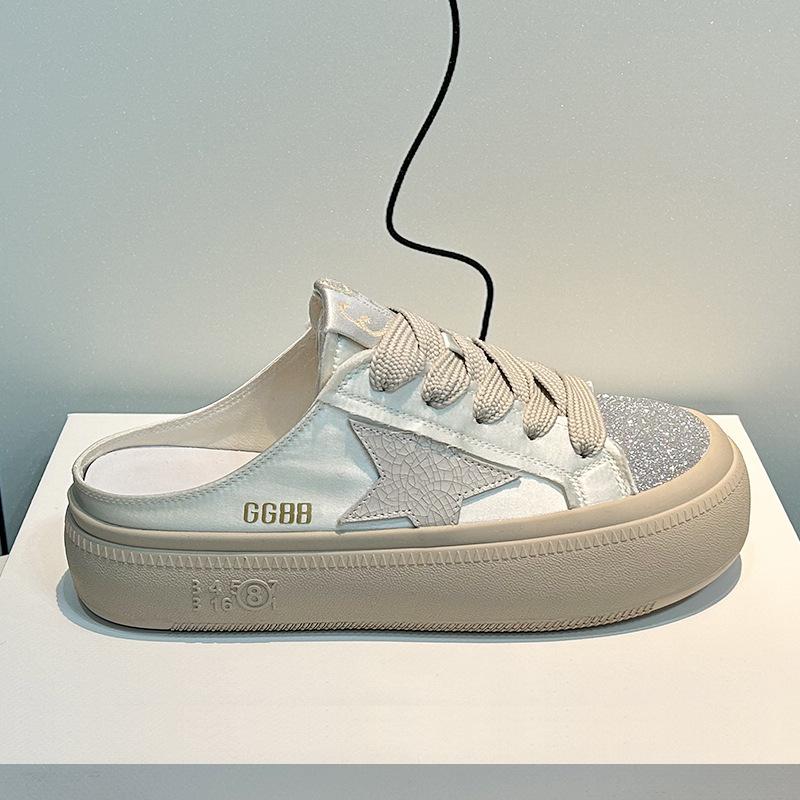 

Кожаные толстоподошвенные звезды два способа носить повседневные маленькие белые туфли женские 2025 новые атласные туфли на каблуке для ленивых людей, обувь на мягкой подошве 40