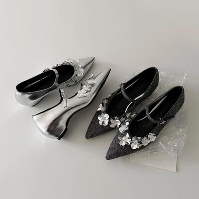 Sheepskin Version~ Japanese Sequined Flower Shallow Mouth Temperament Mary Jane Shoes Women's New French Inner Height-increasing Pointed Single Shoes