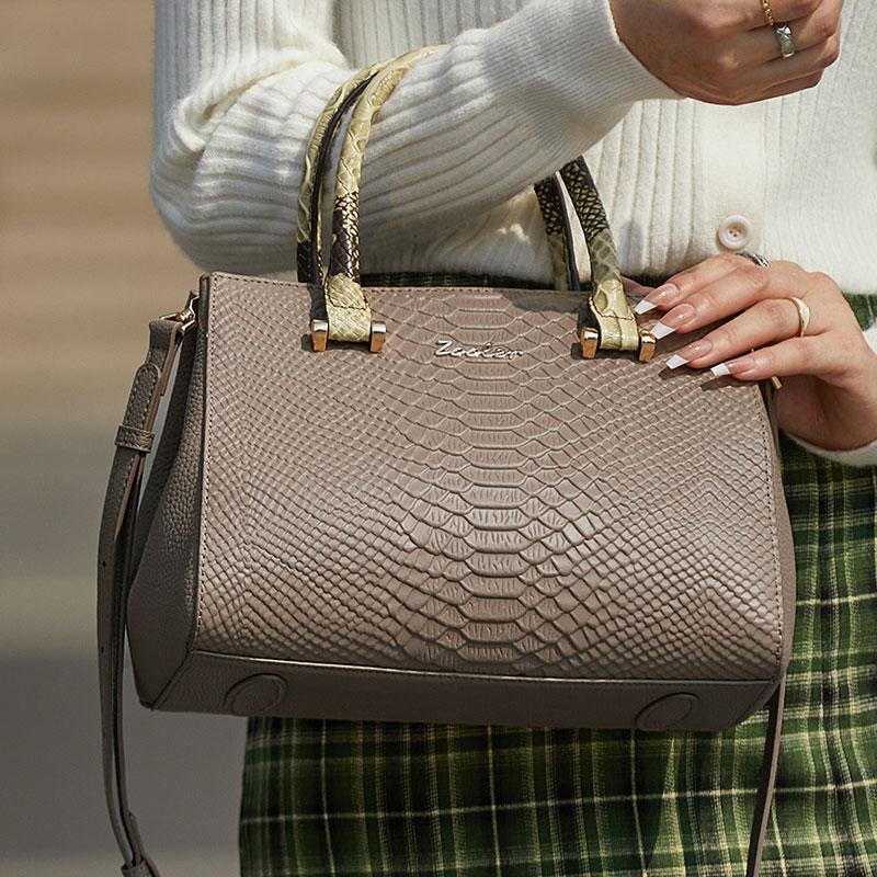 Cow leather bag for women animal skin pattern shoulder Messenger Bag exquisite bag in stock now