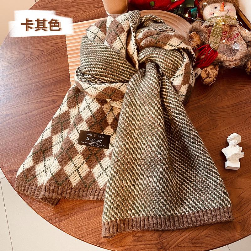 Christmas Scarf Winter Women's Red Plaid Versatile High-end Soft Waxy Wool Scarf Fashionable New Shawl To Keep Warm