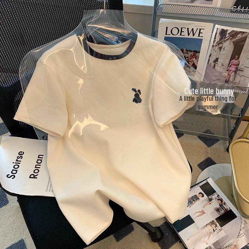 

Женская летняя хлопковая футболка 2023 г.: Контрастный воротник, круглая горловина, короткие рукава, вышивка в виде маленького кролика. XXL абрикосовый