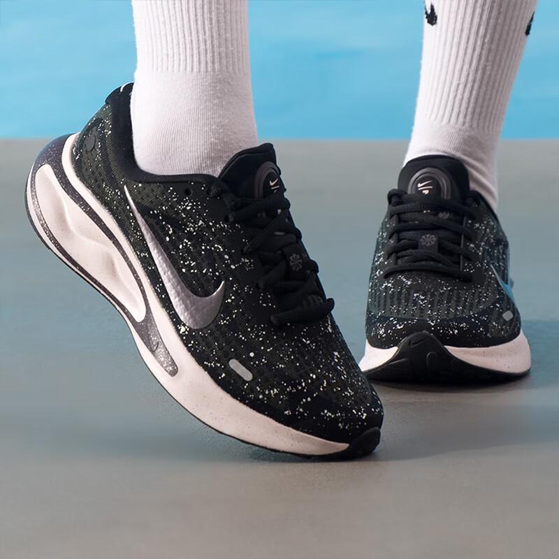 Nike Women s JOURNEY Running Shoes 37.5