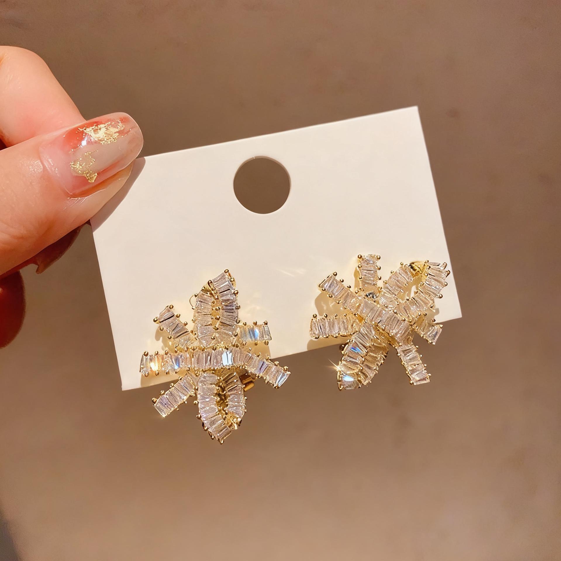 Серьги-бантики из серебряных игл S925 с цирконами: Роскошные и элегантные женские свадебные серьги-пусеты