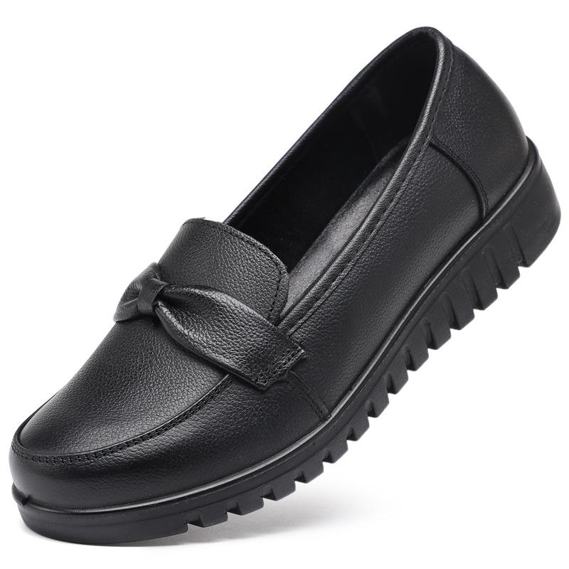 First layer cowhide middle-aged and elderly mother shoes genuine leather flat-soled women's shoes soft sole soft surface comfortable casual shallow