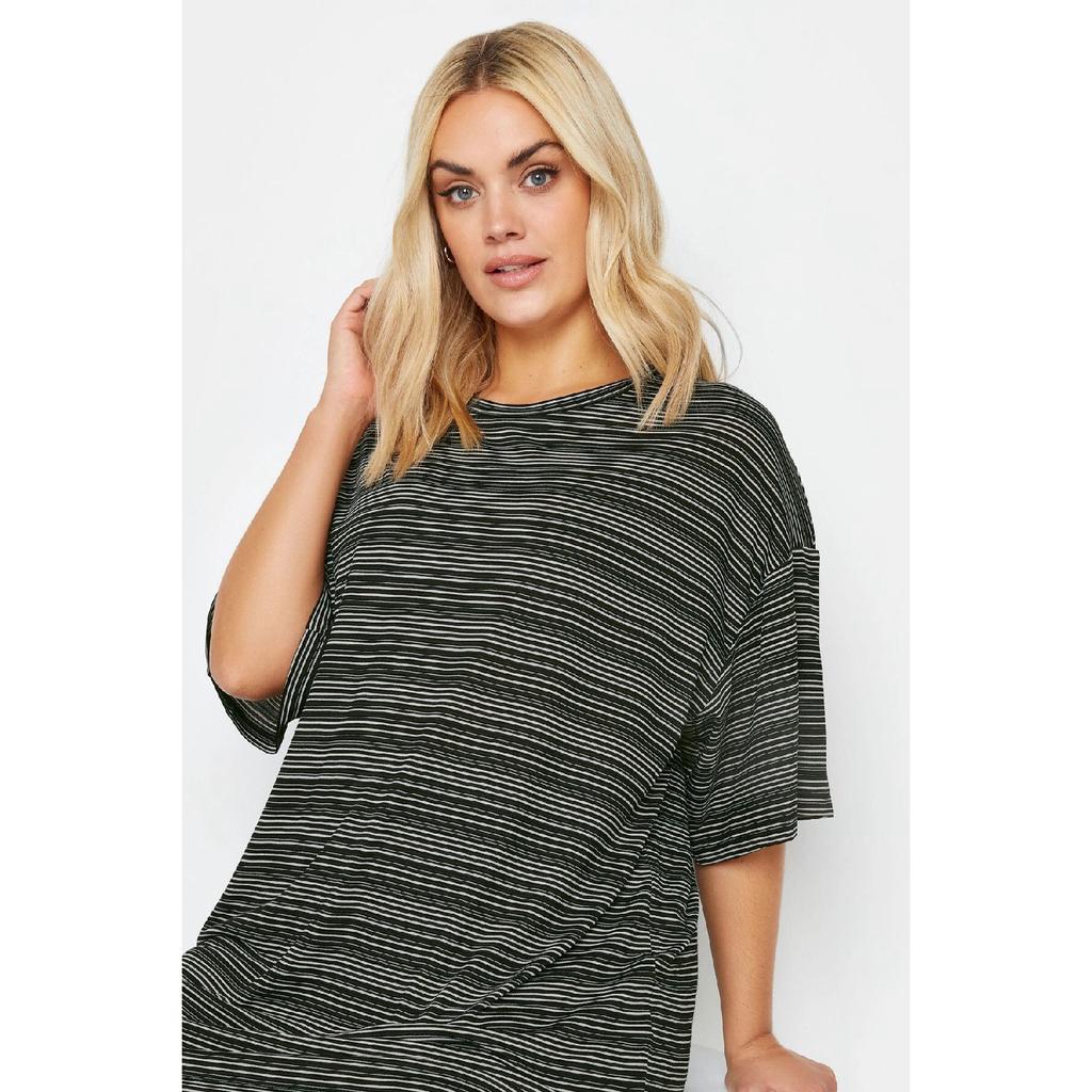 Plus Size Crew Neck Half Sleeve Long Cut T-shirt 302549