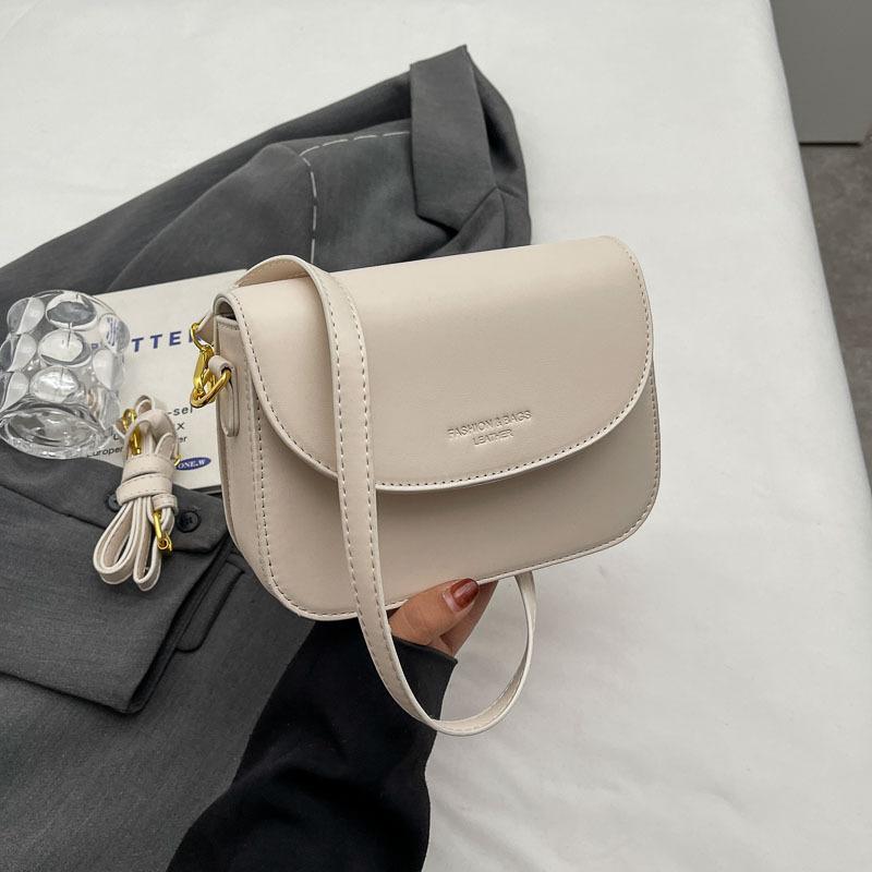 Popular Women Shoulder Bags New Style Crossbody Bag for Ladies College Shopper Phe Purse Simple Color Pouch