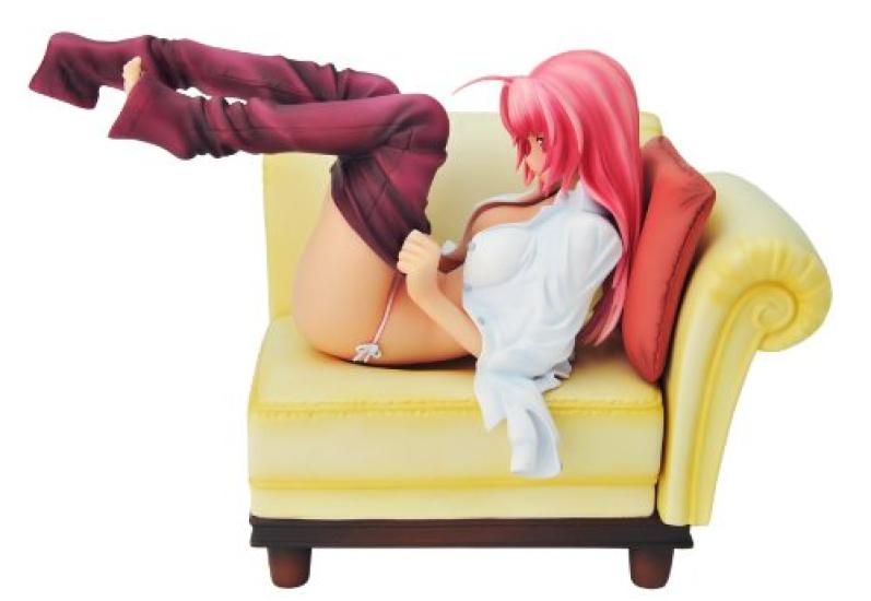 Sumaga Special Spica Sexy Sofa Scale Cold Cast Painted Finished Ver. (1/6 Product)