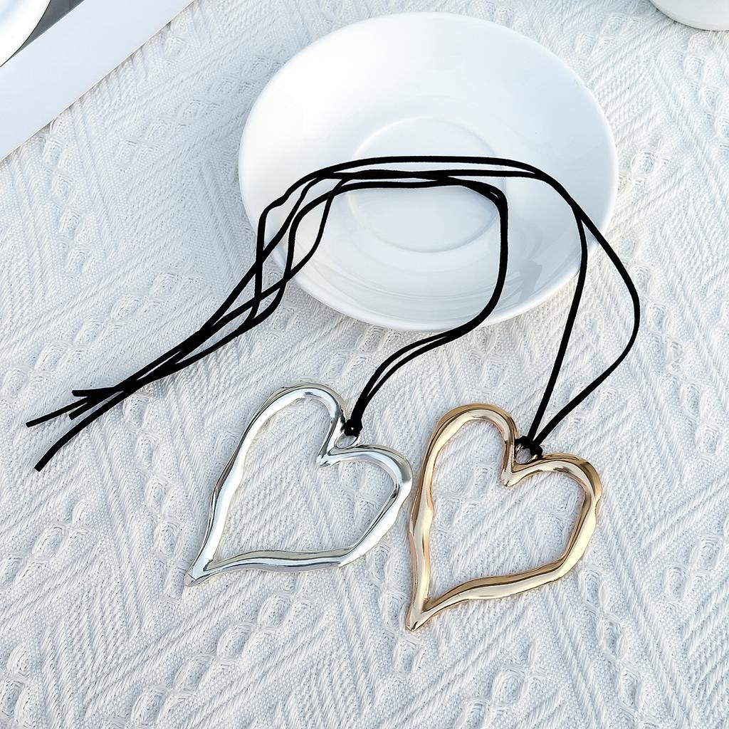 Ingemark Exaggerated Big Hollow Love Heart Pendant Choker Necklace for Women Gothic Knotted Bowknot Adjustable Chain Y2K Jewelry
