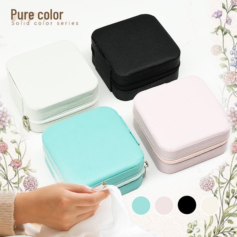 High-end Retro Sewing Box: Portable Multifunctional Kit for Mending and Hand Sewing in Dorms