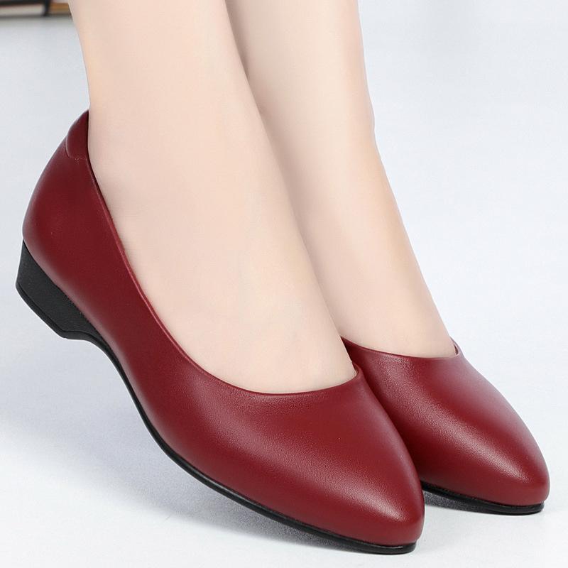 Women Cute Sweet Pointed Solid Black High Heel Soft Leather Shoes Classic  Spring Summer Soft Block Heel Pumps