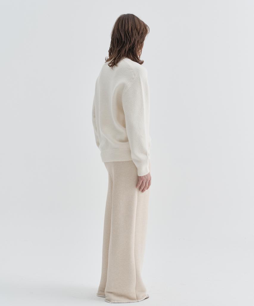 EZIO Plain Round Knit_Ivory