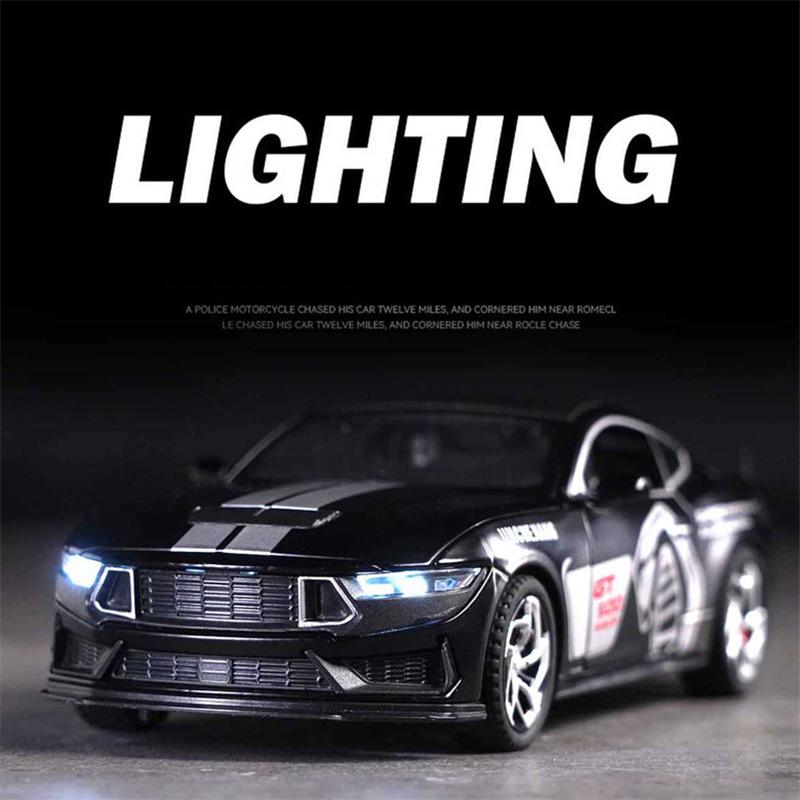 1/32 Ford Mustang Shelby GT500 Alloy Sports Car Model Diecasts Metal Toy Track Racing Car Model Sound and Light Collection Kids Gifts