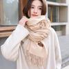 Women's High-End Winter Scarf: Fresh Solid Color Neck Warmer and Thickened Shawl
