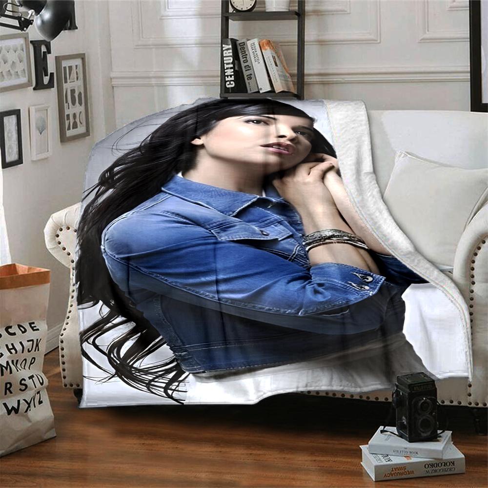 Indila Theme Printed Blanket - Perfect for Couch, Bed, Travel & Outdoor Use | Machine Washable, Cozy & Durable.
