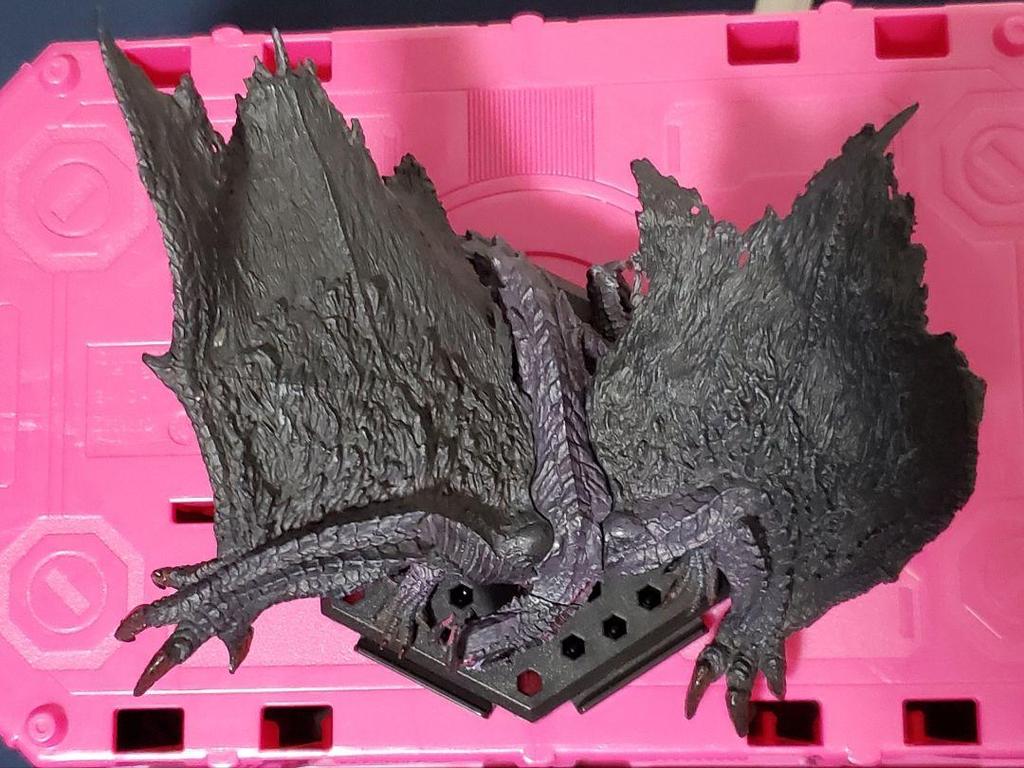 [USED] Monster Hunter Gore Magara (Mad Dragon Form) Figure