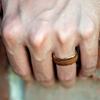 Fashion 8mm Rose Gold Color Stainless Steel Guitar string Rings for Men Inlay Hawaiian koa wood Rings Wedding Band Jewelry Gifts