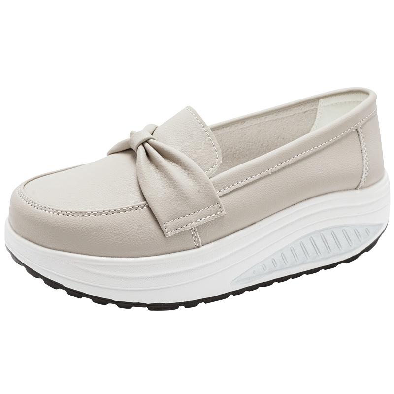 Scarpe comode taglia grande nuove scarpe da ginnastica bianche scarpe da infermiera zeppa con suola spessa suola morbida scarpe muffin scarpe singole