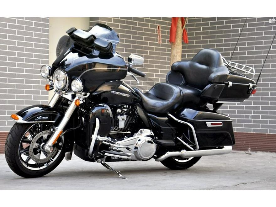 Harley Glide Electroplated Engine Cover Accessory