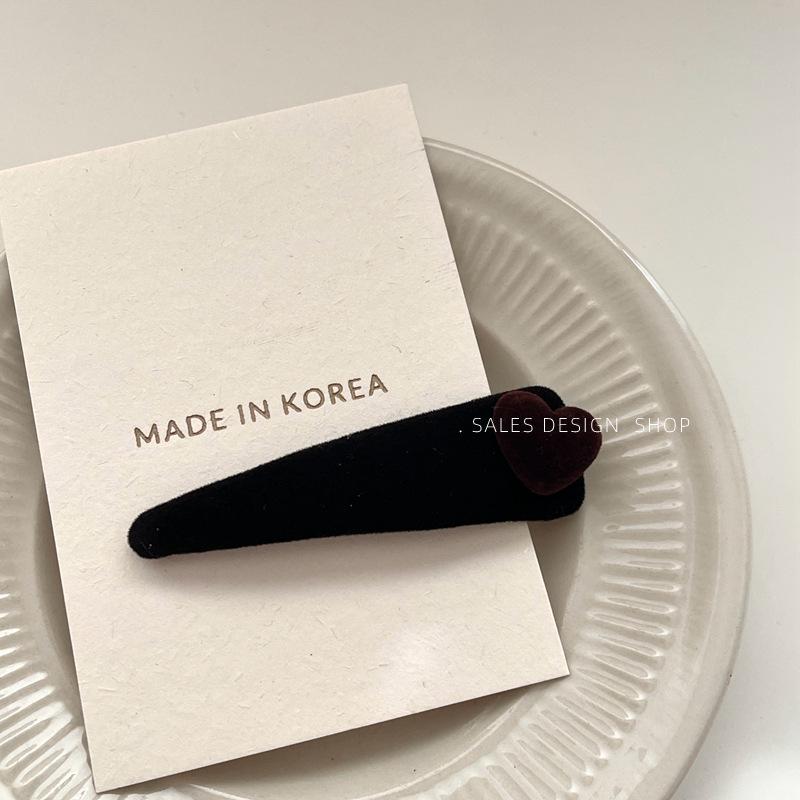 Korean Style Rhinestone Heart Hair Clip - Fashionable, Versatile, Simple Design for Women