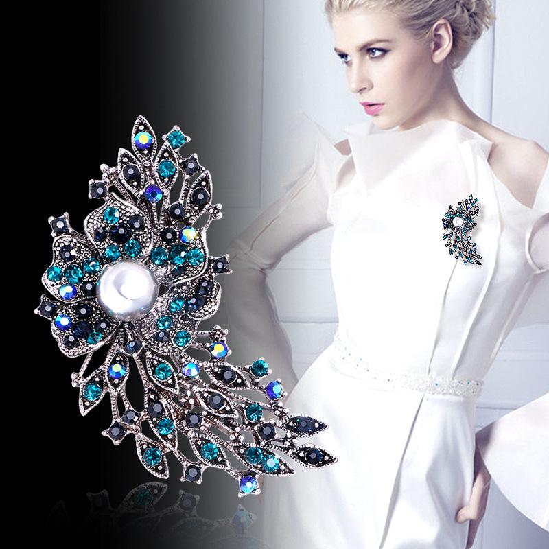 Fashion Retro Court Alloy Electroplated Colored Rhinestone Brooch Personalized Clothing Accessories Pin Direct Sales