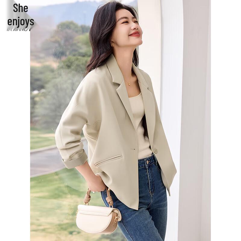 Women s Chic Short Blazer L