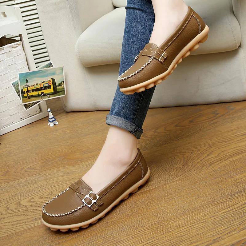 Fashion Spring and Summer Hollow Flat Mother Shoes Women Casual Shoes Simple White Wear-resistant Women  Sneakers