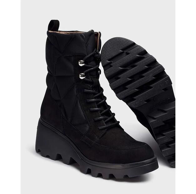 Wonders Silver Boots