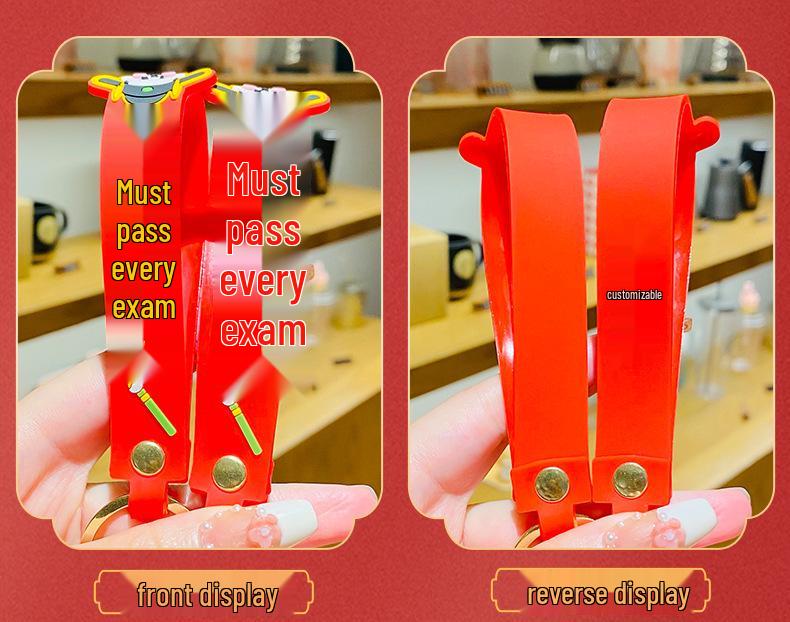 Good Luck Gaokao Keychain: Little Champion Exam Pendant & Graduation Souvenir