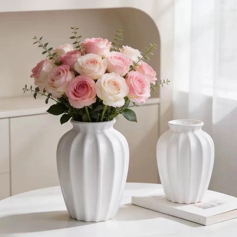 New Chinese Style Decorative White Plastic Flower Vase for Artificial or Real Flowers