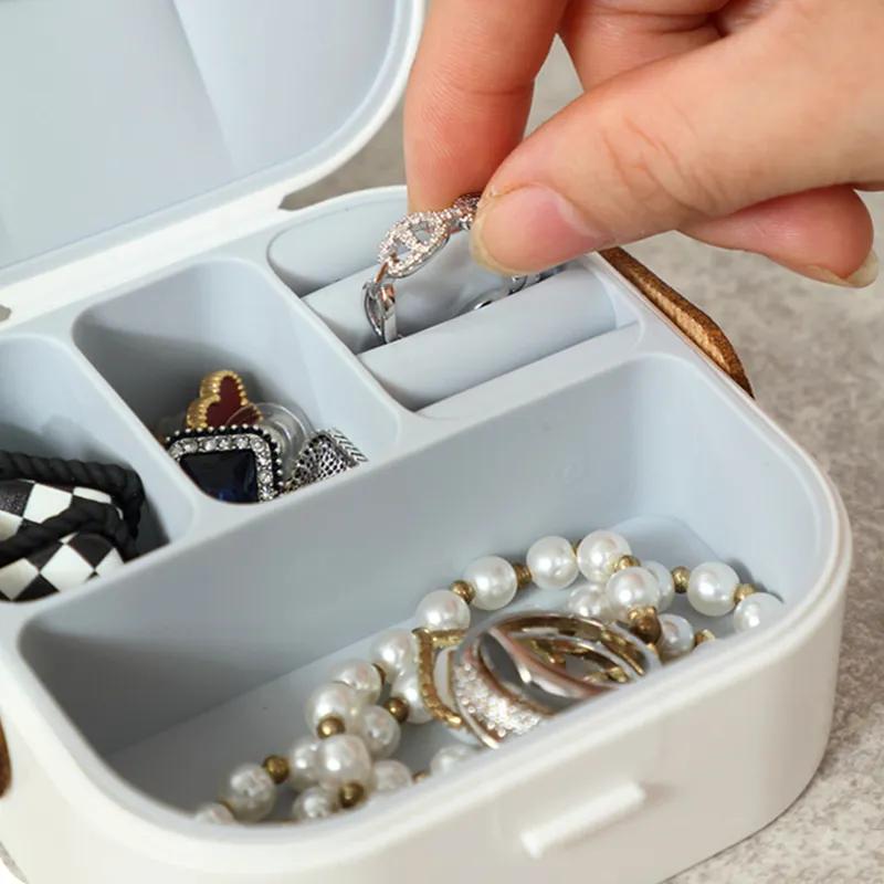 Simple And Exquisite Jewelry Storage Box Portable And Multifunctional Separated Jewelry Lipstick Decoration Organizing Box YLE25